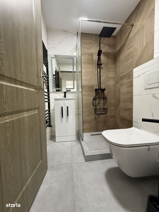 Apartament lux, 4 camere, 84 mp utili + 2 balcoane - COMPLEXUL STUDENT