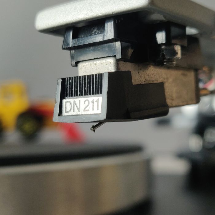 Pick up /picap/Living Audionic LAD 100S-full manual -