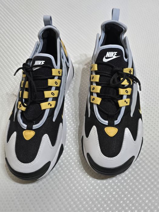 Nike     Zoom 2K