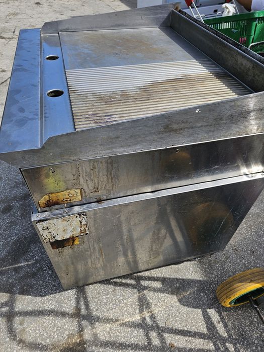 Газови скари плочи електролукс 2000лв