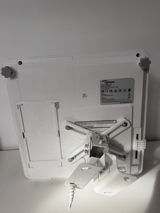 Proiector laser Optoma GT3500HDR Ultra Short Throw + suport Kauber UP-12, sub 200 ore