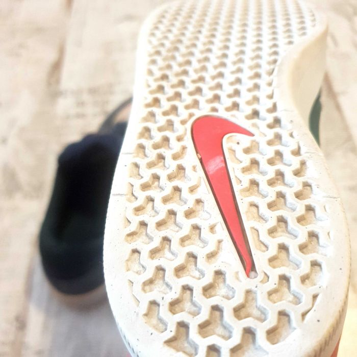 Кецове NIKE-sbforce