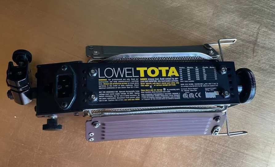 Мобильный/студийный свет Lowel 300-800W