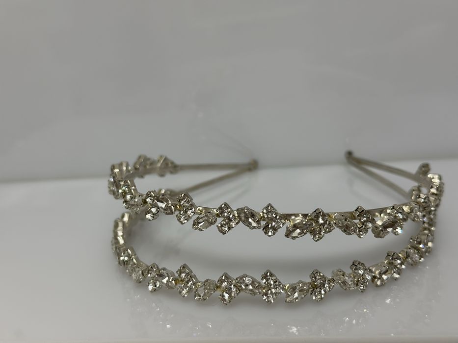 Корона ,ТИАРА ЗА КОСА С КАМЪНИ - СВАТБЕНА, годеж ,къна