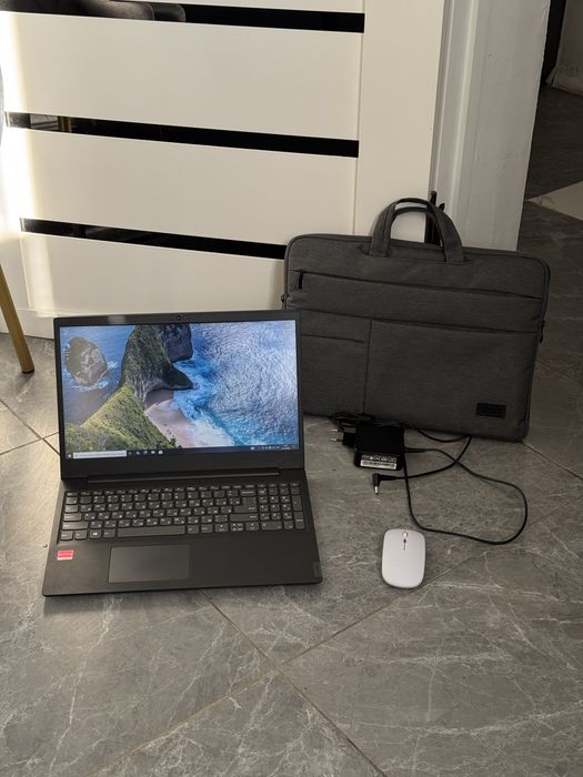Офисный ноутбук Lenovo