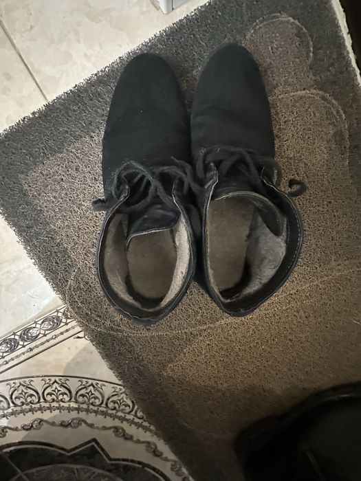 Продам зимние ботинки