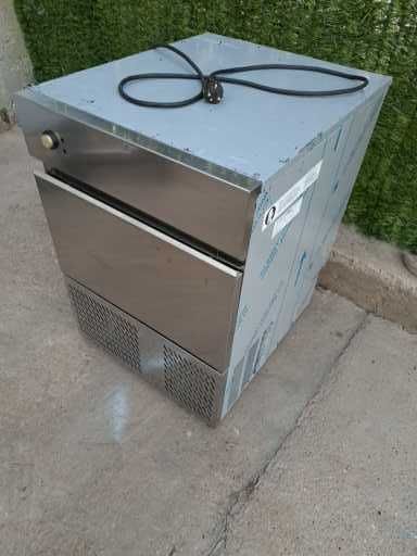 Професионален Ледогенератор Brema