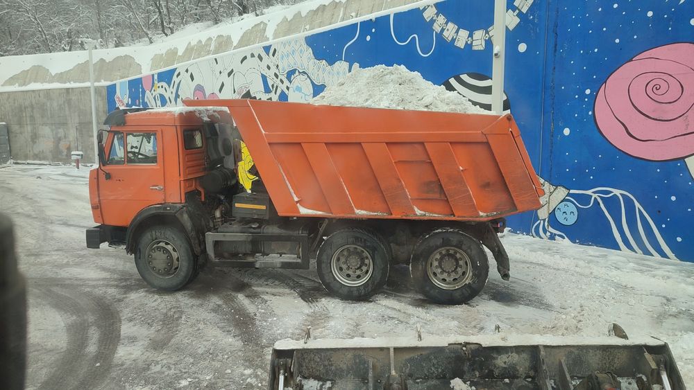 вывоз снега камаз