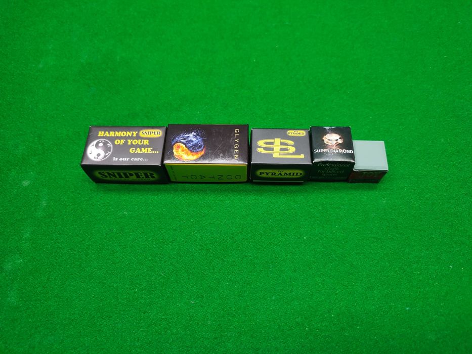 Аксессуары для бильярда ( мел , наклейки )