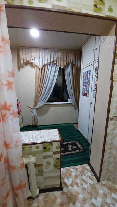 Прадаётсия Яшнобод туман Крестик корзинка метро-3 2(3)/5/5 60м2