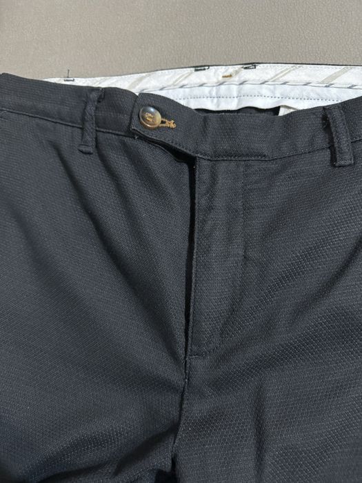 Pantaloni negri Zara, purtati o singura data, stare foarte buna