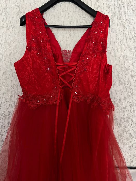 Червена официална рокля XXXL (50) – като нова, обличана 1 път