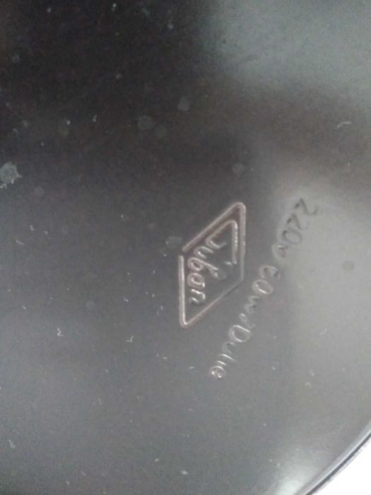 Продавам полилей тройка с медни орнаменти