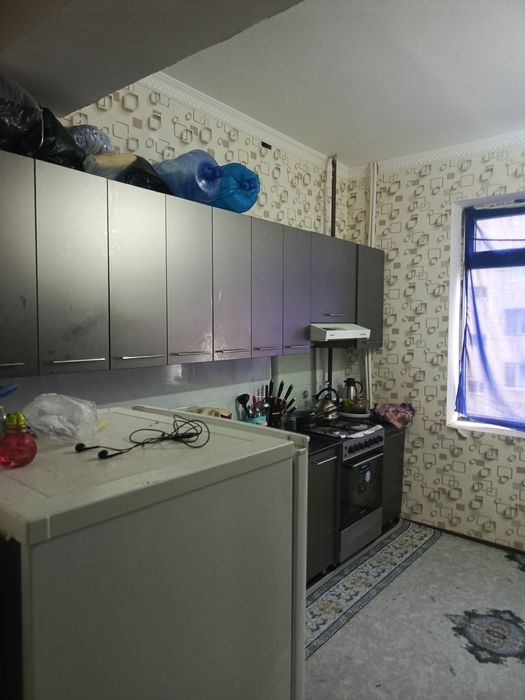 Kvartira sotiladi 1 xona 2xona qilingan