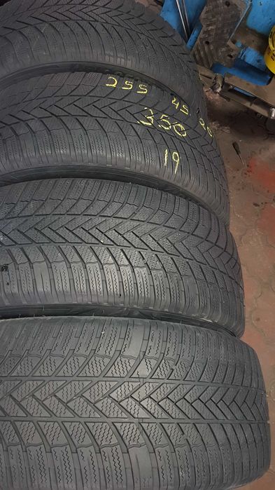 anvelope Bridgestone 255/45/20 m&s iarna