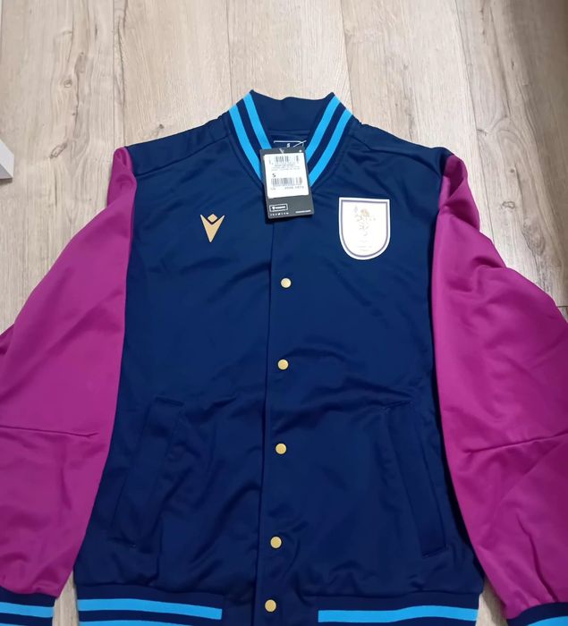 Jachetă unisex  nouă
