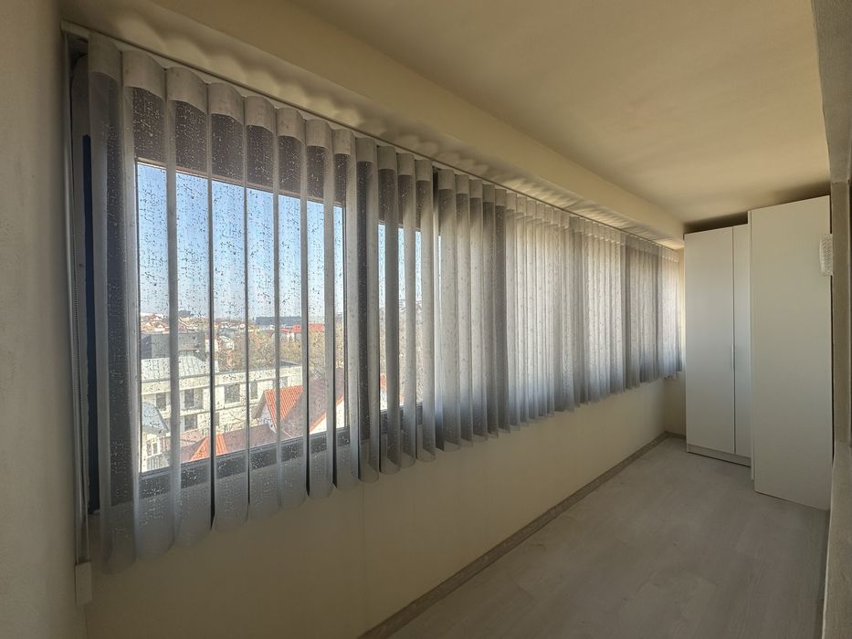 Inchiriez aparatament