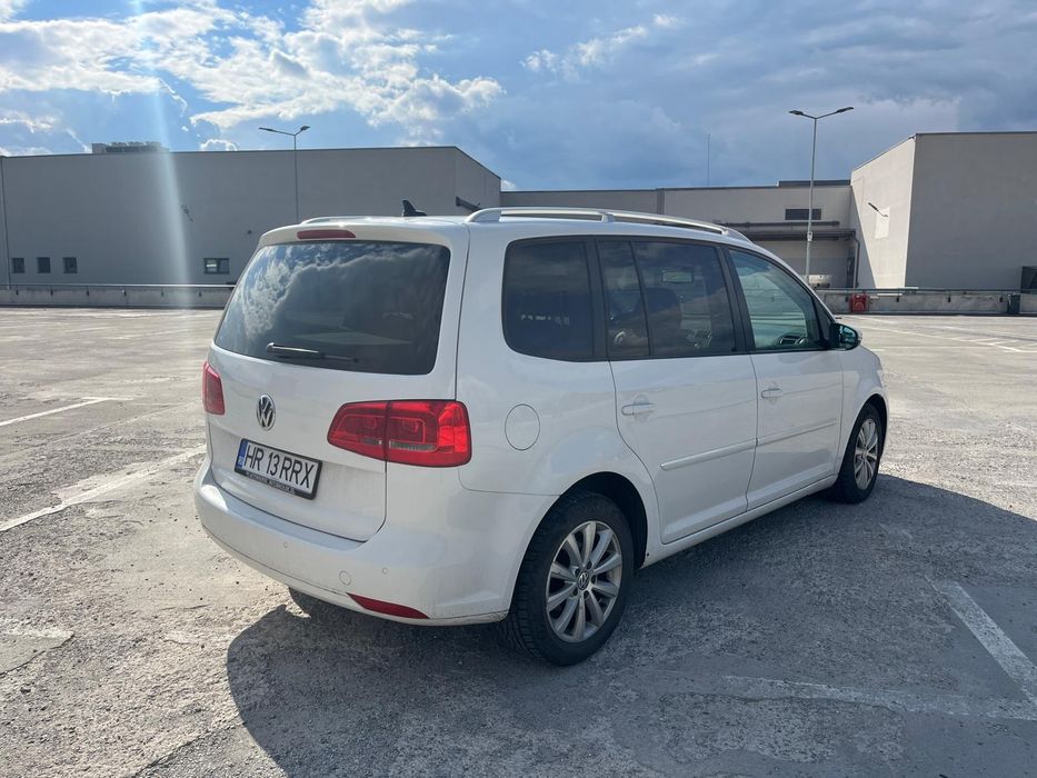 VOLKSWAGEN Touran 2011 — imagine 2