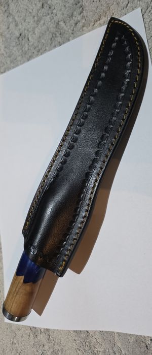 Cuţit Utilitar Premium (Olive & Blue Epoxy)