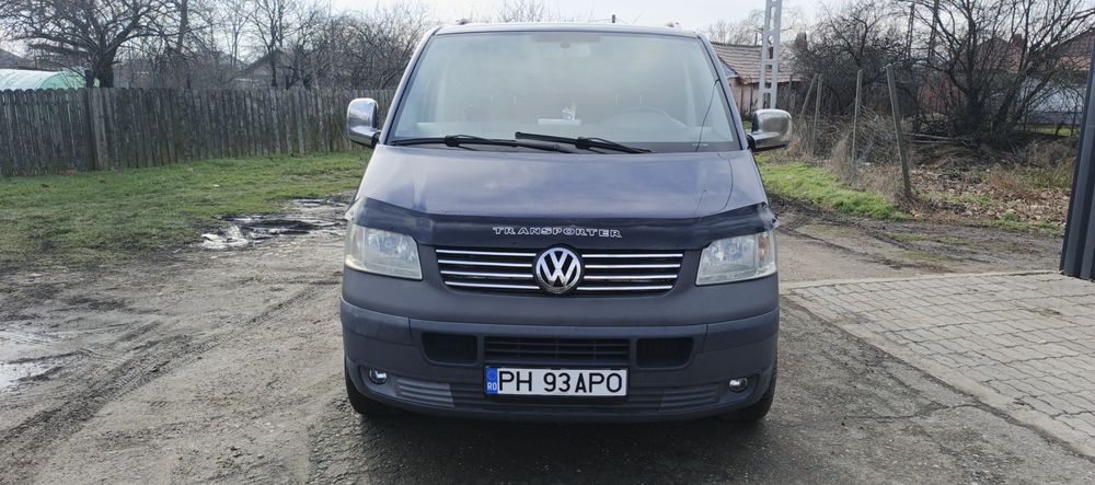 Volkswagen Transporter T5 an 2009 extra lung 5 locuri