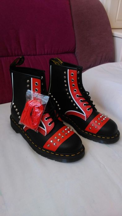 Ghete piele Dr Martens originale, impecabile mărimea 40,5