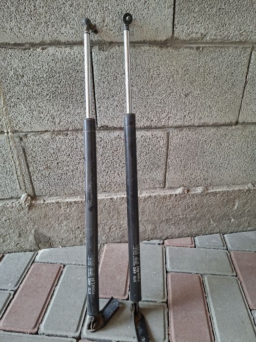 Продам запчасти на делику булка.