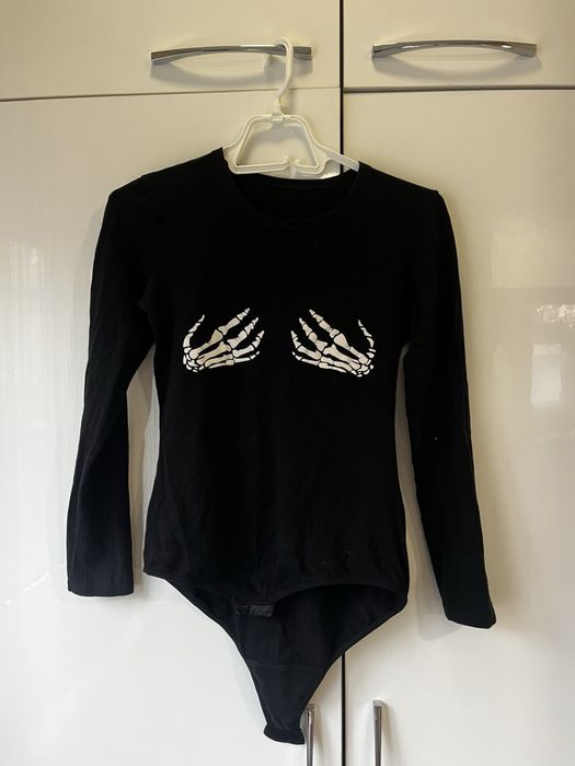 Продавам дамски дрехи