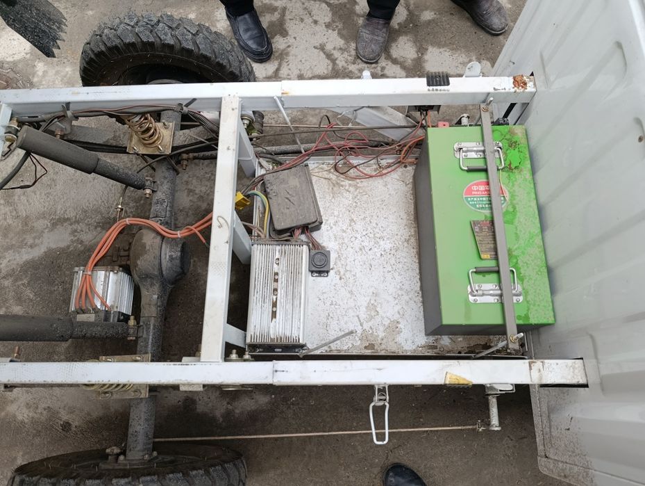 Motosikl sotiladi yangi  kòp haydalmagan