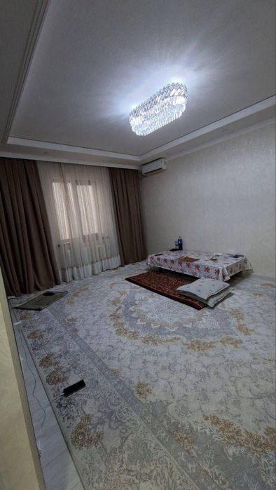 Юнусабад 4 Продаётса 2/4/9 Автосалон 64кв.м