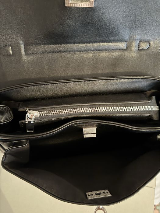 Продам сумку срочно