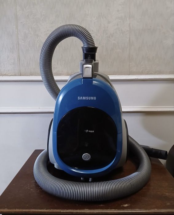 Пылесос Samsung VC-BS62B