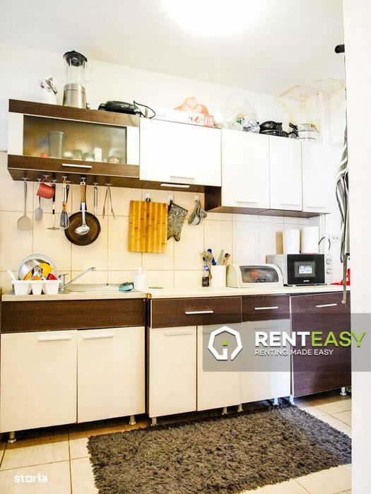 Inchiriere apartament cu trei camere situat in Centru - Piata Unirii