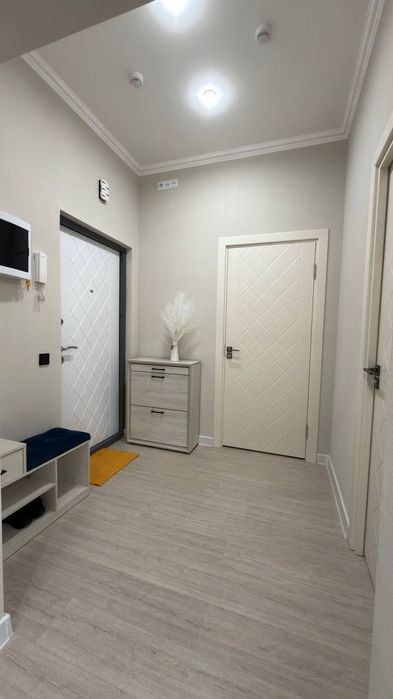 Продается 2в3 ком квартира, ЖК Assalom Sohil, ор-р: ул. Бадахшон, 65м²