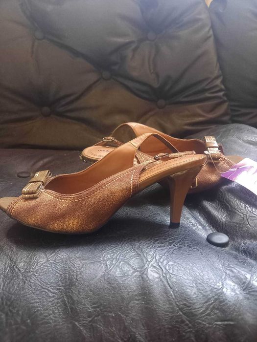 Обувки  кафяв цвят с отворена пета PaoloBotticelli