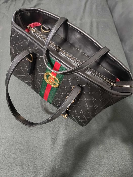 Черна дамска чанта gucci
