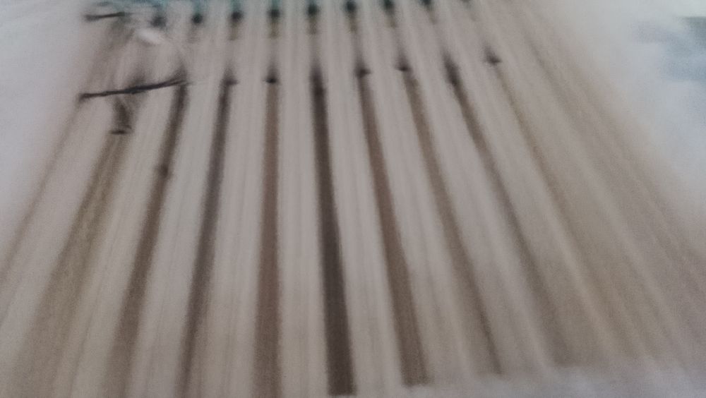 Yangi enkubator Xitoydan kelgan.
85-90% tuxumlar ochib chiqadi
Ochib c