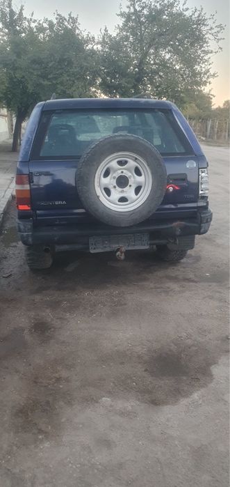 Опел фронтера 2.5тдс за части