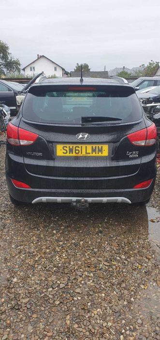 Motor complet fara anexe Hyundai ix35 an 2012 motor 1.7 crdi cod D4FD alternator electromotor portiera dreapta fata haion portbagaj bara spate etrier