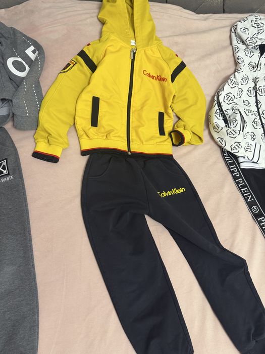 Продам детские вещи