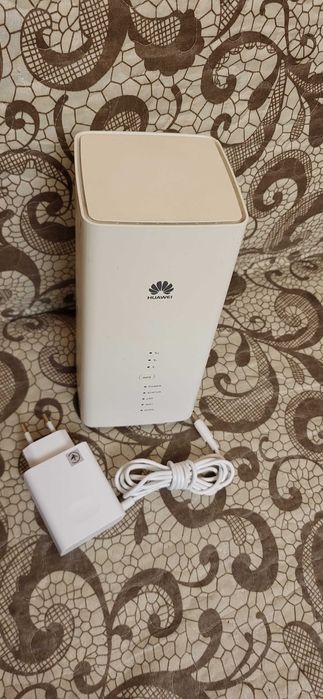 HUAWEI 4G+Router cu Sim LTE CAT11  B618S-22d liber de retea