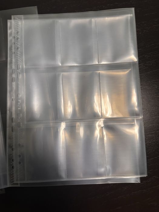 Vand 25 bindere pt depozitare cartonase  panini/pokemon