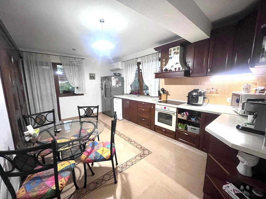 Vila ,, la cheie ", 1158 €/mp