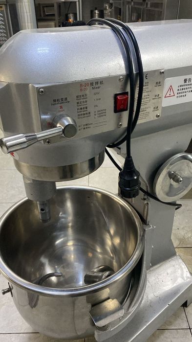 Миксер Тестомес Backercraft B-20. 20л