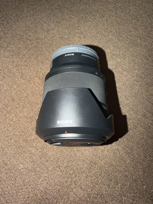 Обектив sony e-mount FE 28-70 f/3.5-5.6 OSS