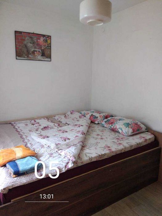 нощувки Централна поща Варна  , сам 25 Е , двама 40 Е  , почивка 2 часа 20 Е