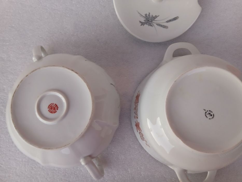 Порцеланови супници