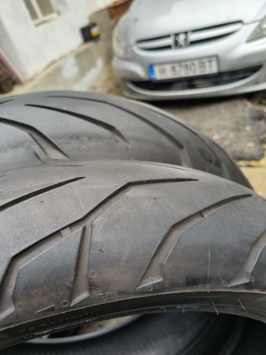 Pirelli Angel GT  160/120