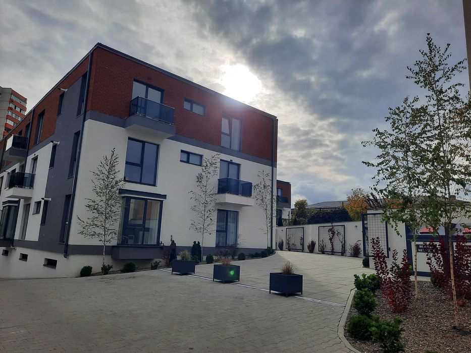 APARTAMENT DE LUX cu 2 camere, GARAJ subteran – ULTRA CENTRAL, bloc nou, Targu Mures