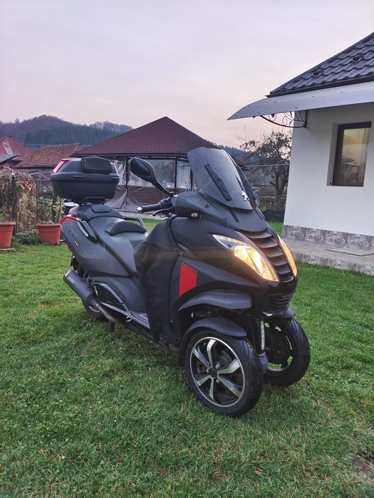 Vând Peugeot Metropolis 400 RG,  2018 Full Option tre roti-16.600 km