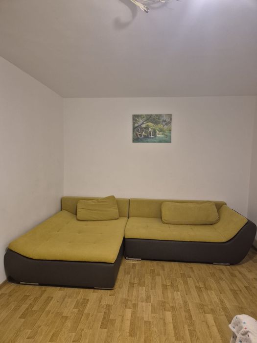 Vand canapea!producator kika!stare foarte foarte buna!